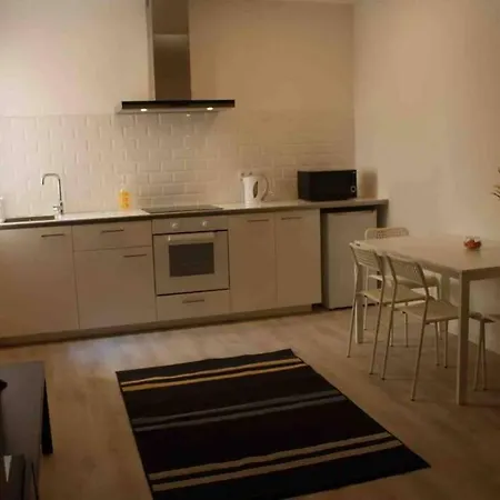 Apartamento Heart Place 3 *